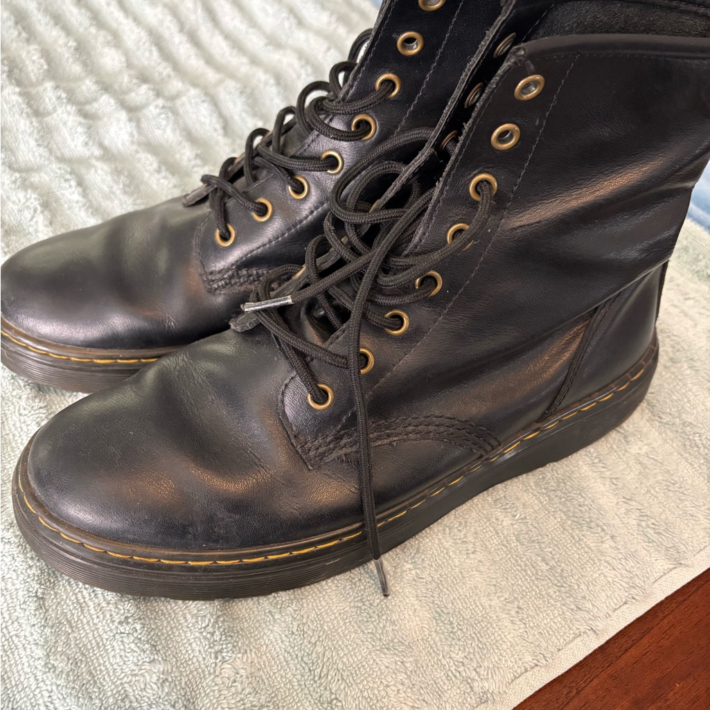 Dr. Martens Unisex Zavala Combat Boots